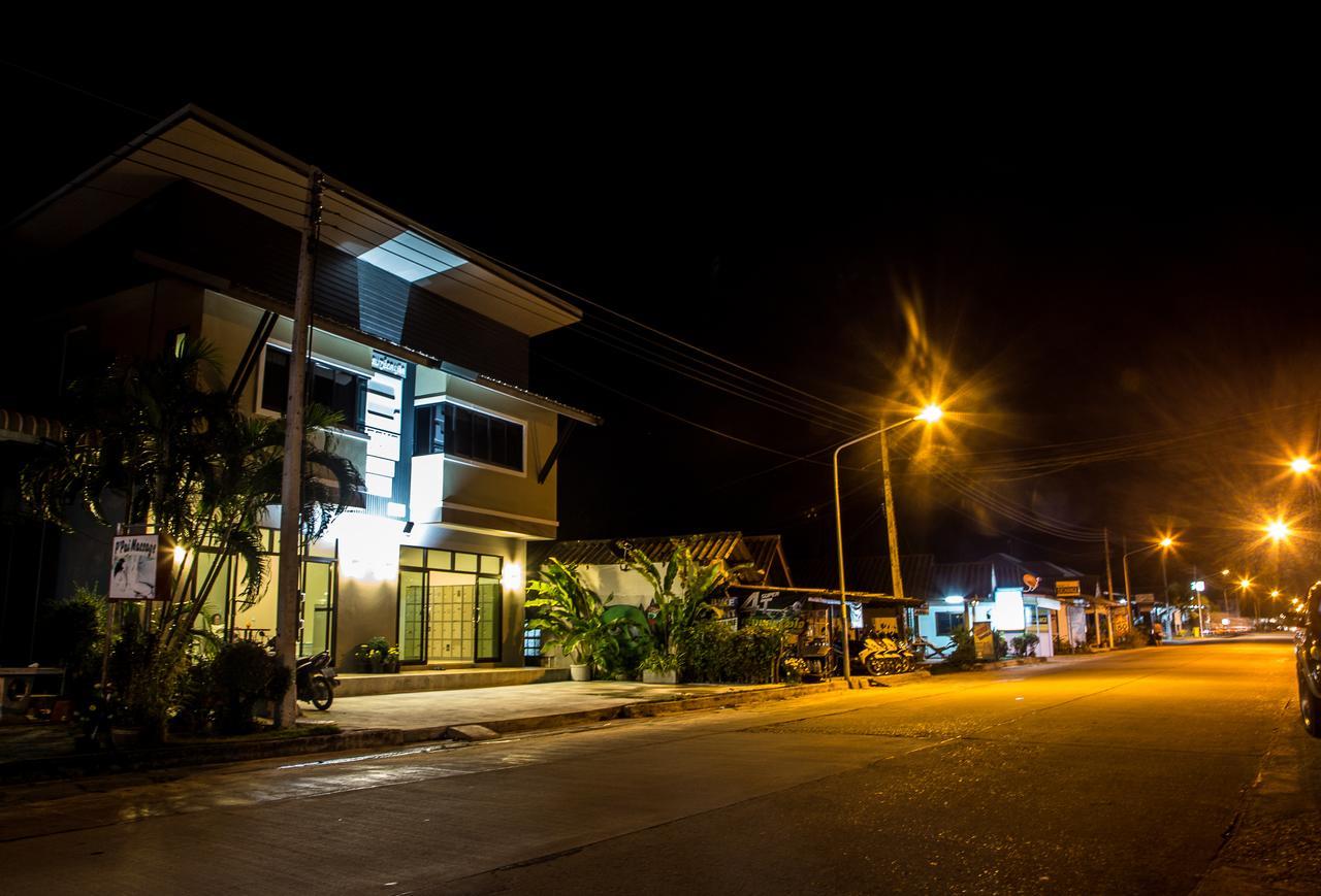 2 Rocks Boutique Hostel Баан-Тай Екстер'єр фото