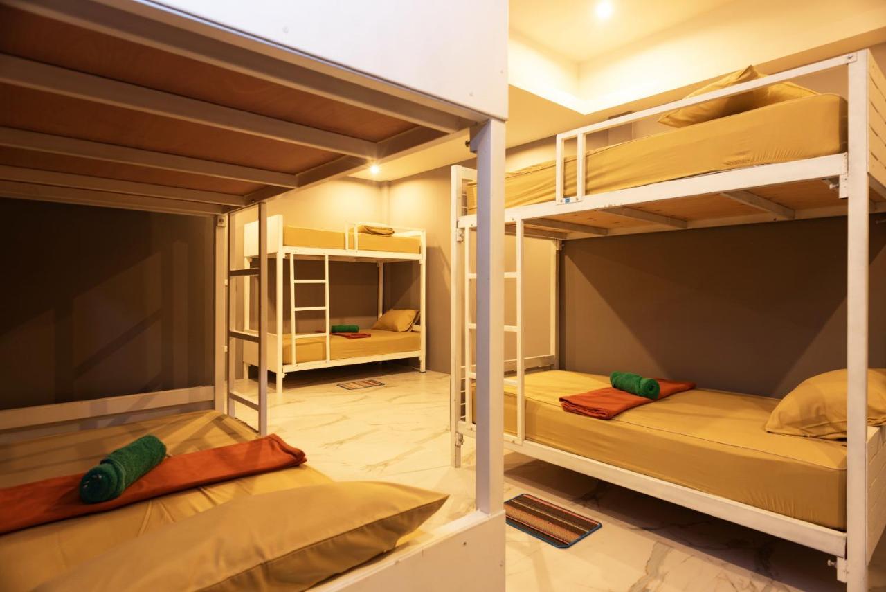 2 Rocks Boutique Hostel Баан-Тай Екстер'єр фото